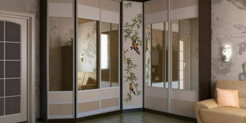 Ъглов гардероб - в съблекалнята, спалнята, коридора